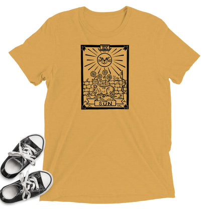 The Sun Tarot Cat Short sleeve t-shirt